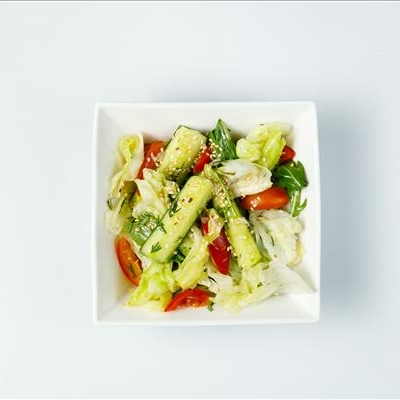 Грин-салат с тунцом